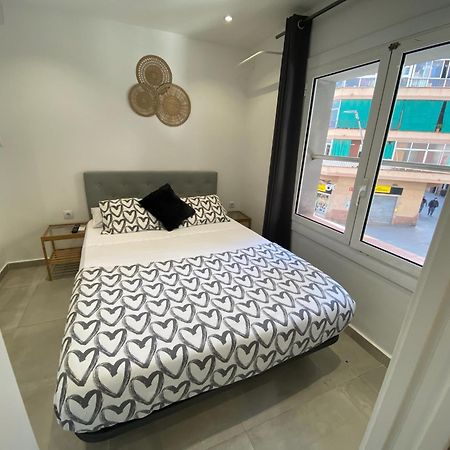 Apartamentos Con Bano Privado Frente Al Metro L5 Barcelona-Hospitalet Оспиталет-де-Льобрегат Экстерьер фото